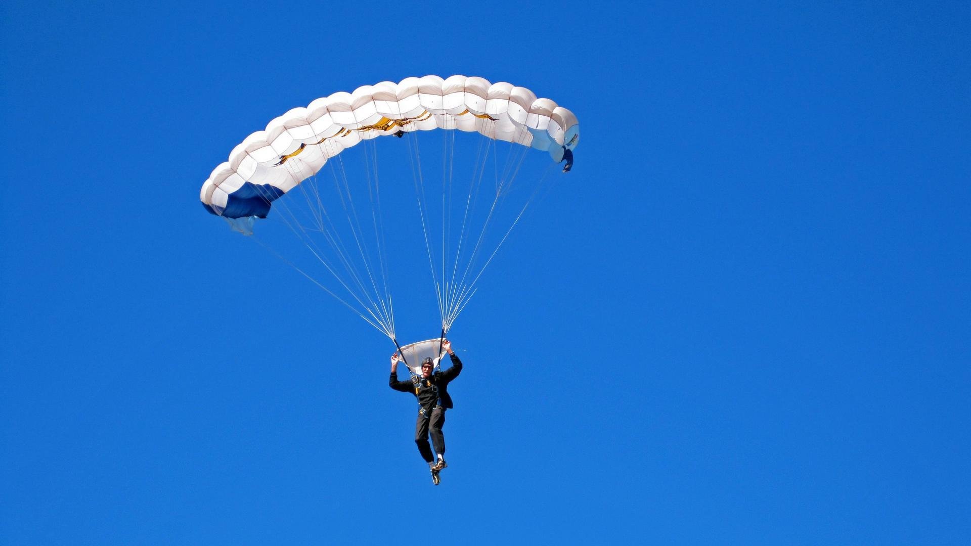 哈兰德的无球移动成为曼城进攻的关键,哈兰德和曼城